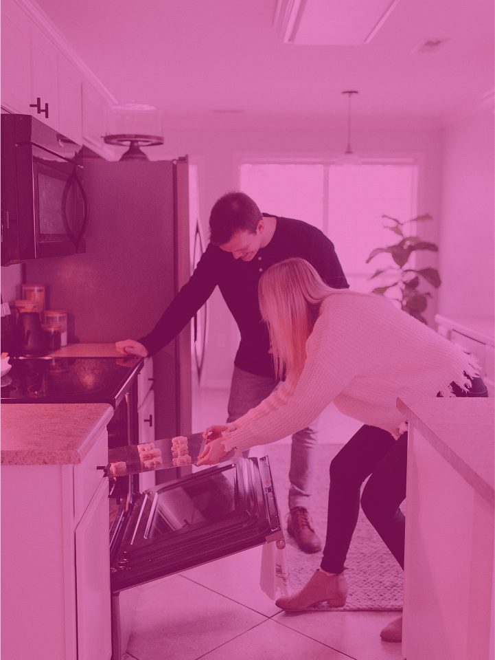 People baking cookies